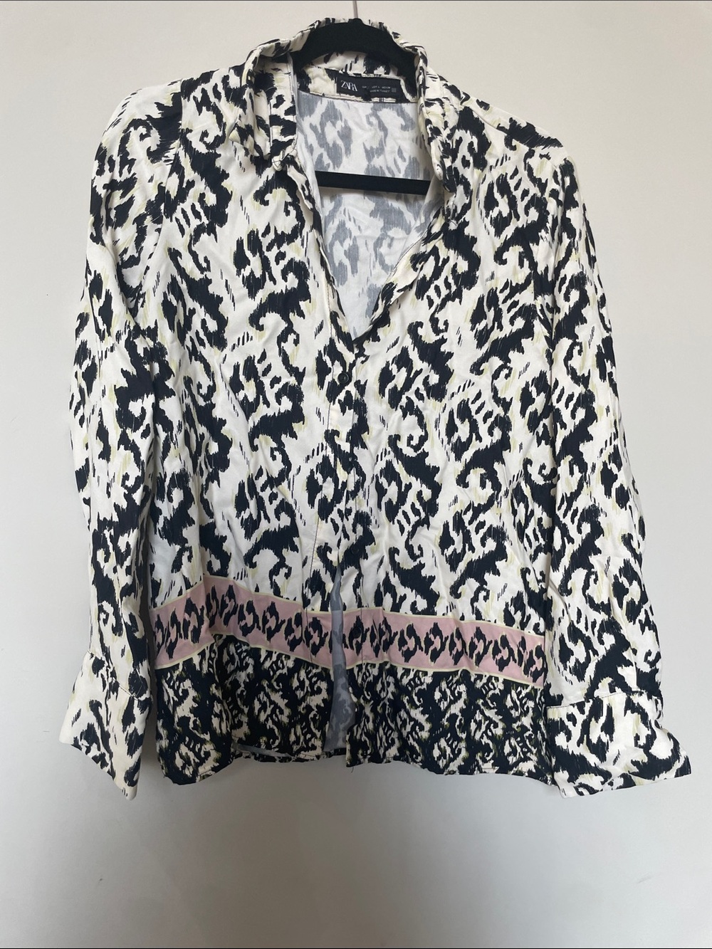 Zara Black and White Printed Button-Down Shirt with Pink Trim